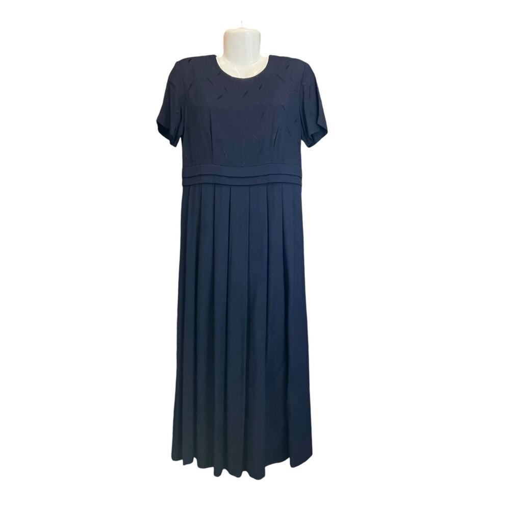 Just in Thyme Women's Navy Embroidered Pleated Short Sleeve Back Zip Dress Sz 8
